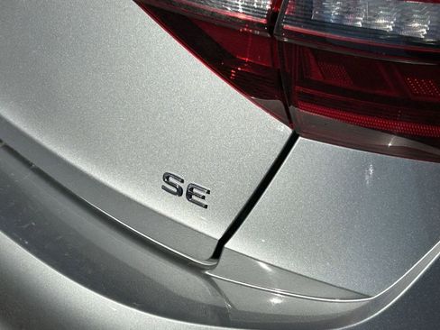 Used 2024 Volkswagen Jetta SE image 6