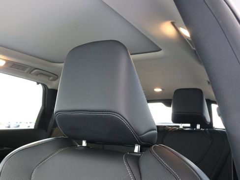 Certified 2025 INFINITI QX60 Luxe w/ Vision Package AWD/4WD image 23
