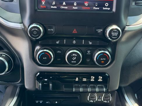Used 2019 RAM 1500 Big Horn AWD/4WD image 21