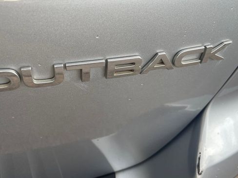 Used 2012 Subaru Outback 2.5i Premium AWD/4WD image 22