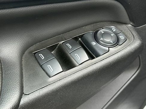 Used 2024 Chevrolet Equinox LT image 12