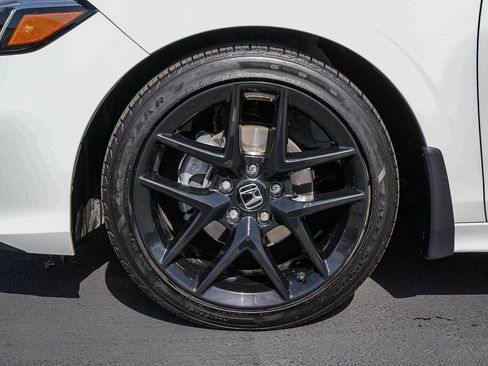 Used 2025 Honda Civic Sport image 13