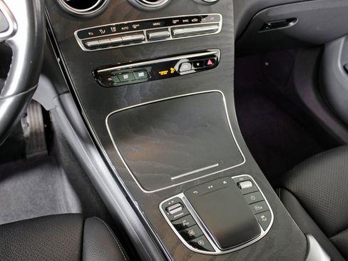 Certified 2022 Mercedes-Benz GLC 300 4MATIC image 25