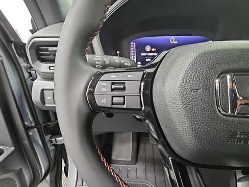 New 2026 Honda Pilot Sport image 27