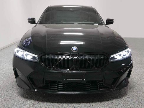 Used 2023 BMW 330i Sedan w/ M Sport Package RWD image 2