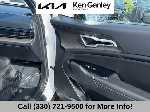 Certified 2024 Kia Sportage X-Line w/ X-Line Premium Package AWD/4WD image 60