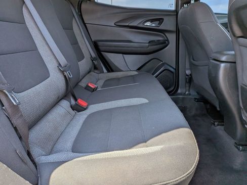 Used 2021 Chevrolet TrailBlazer LS FWD image 18