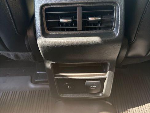 Certified 2023 Ford Edge SEL w/ Convenience Package AWD/4WD image 40