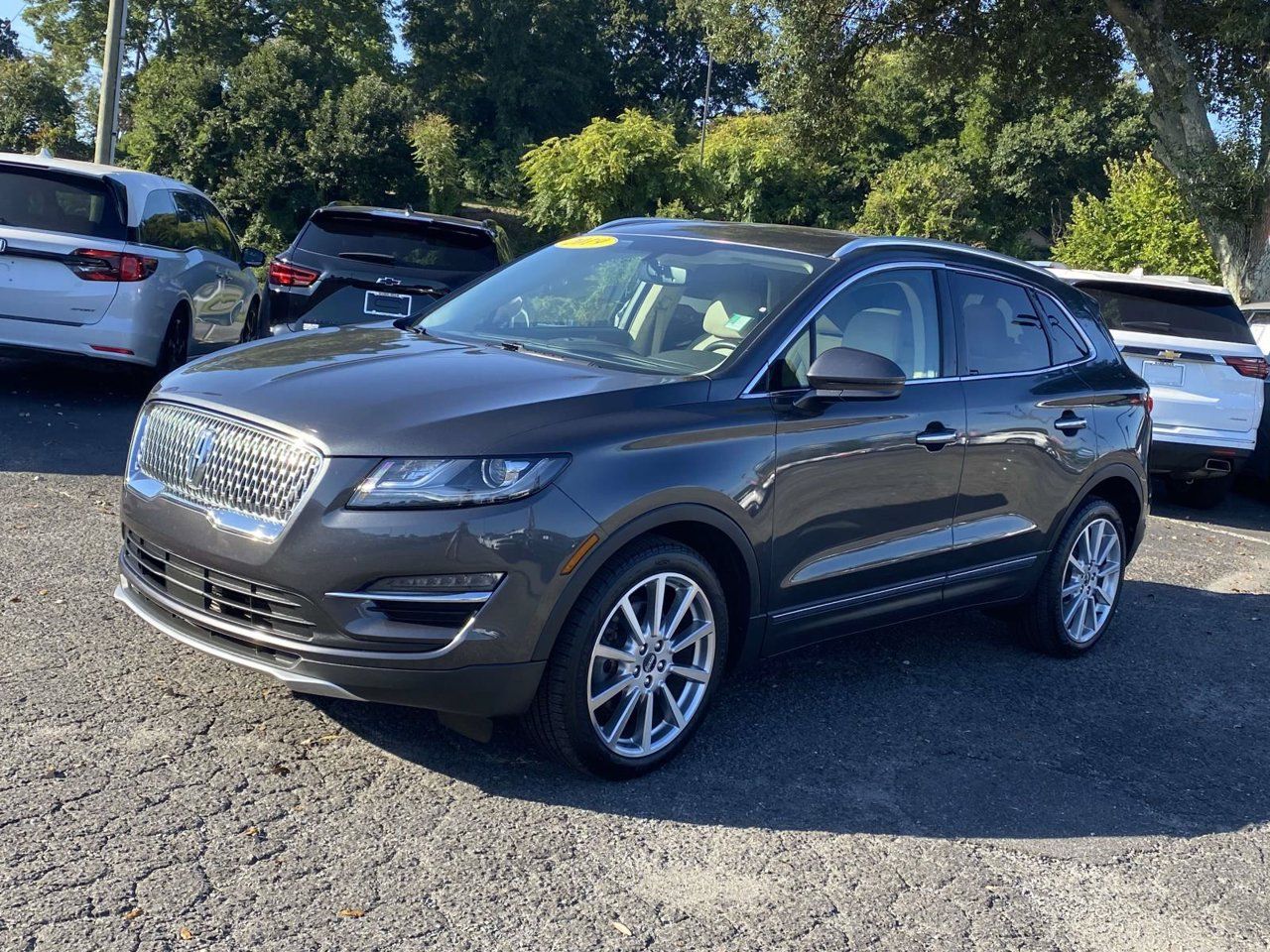 Used 2019 Lincoln MKC Reserve FWD image 3