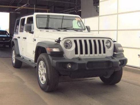 Used 2022 Jeep Wrangler Unlimited Sport AWD/4WD image 5