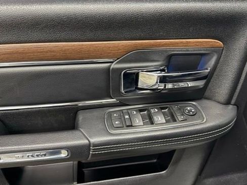 Used 2015 RAM 1500 Laramie w/ Convenience Group AWD/4WD image 15