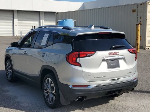 Certified 2019 GMC Terrain SLT w/ Preferred Package AWD/4WD image 4