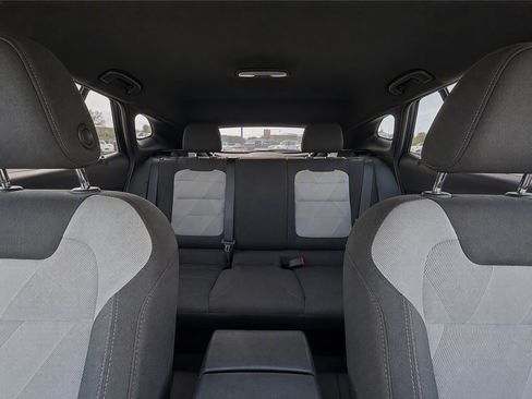 Used 2024 Chevrolet Trax RS FWD image 14