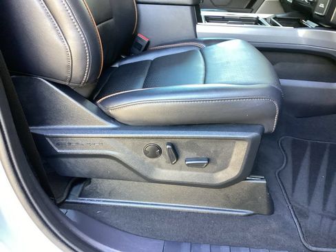 Used 2025 Ford F250 Lariat w/ Black Appearance Package AWD/4WD image 30