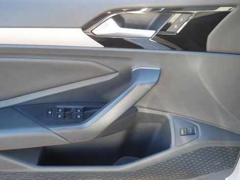 Used 2019 Volkswagen Jetta R-Line image 16