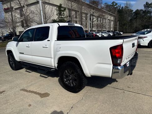Certified 2023 Toyota Tacoma SR5 image 3