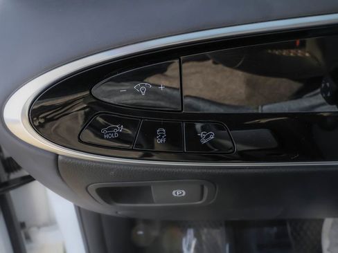 Used 2026 Genesis GV70 2.5T Select image 22