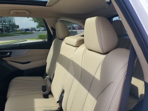 Used 2024 Acura MDX FWD w/ Technology Package image 17