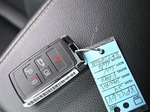 Used 2024 Jaguar F-PACE R-Dynamic S image 31