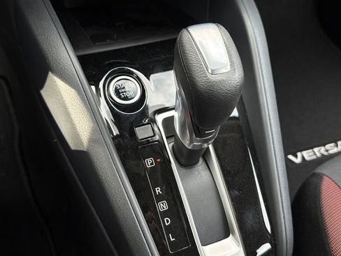 New 2025 Nissan Versa SR w/ Trunk Package image 18