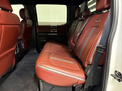 Used 2022 Ford F350 Platinum w/ FX4 Off-Road Package image 39