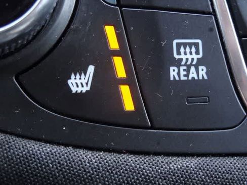 Used 2024 Chevrolet Malibu LT FWD image 31