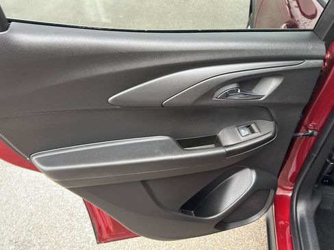 Certified 2025 Chevrolet TrailBlazer LS w/ LS Convenience Package image 14