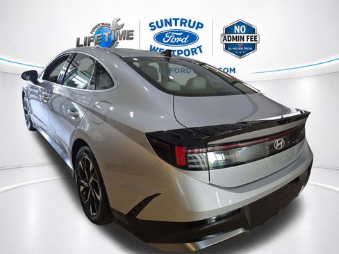 Used 2024 Hyundai Sonata SEL FWD image 3