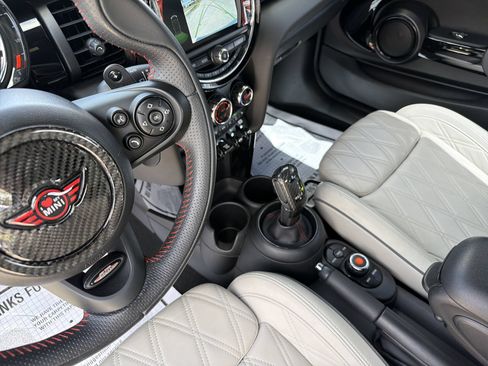 Used 2020 MINI Cooper S w/ Signature Upholstery Package FWD image 13