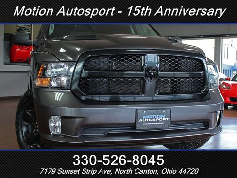 Used 2019 RAM 1500 Express w/ Wheel & Sound Group AWD/4WD image 38