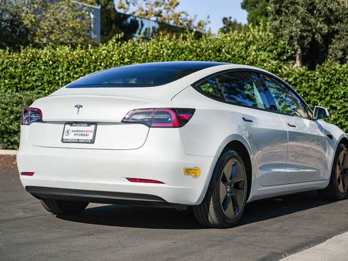 Used 2023 Tesla Model 3 Standard Range RWD image 6