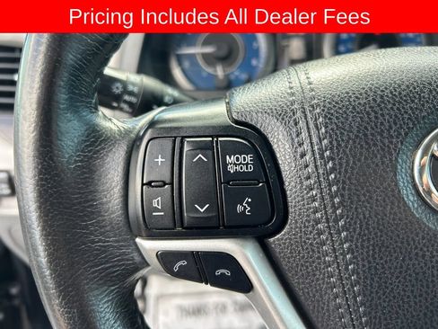 Used 2020 Toyota Sienna XLE FWD image 8