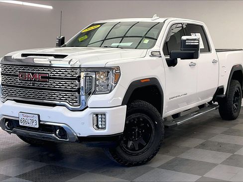 Used 2020 GMC Sierra 2500 Denali w/ Denali Ultimate Package AWD/4WD image 12