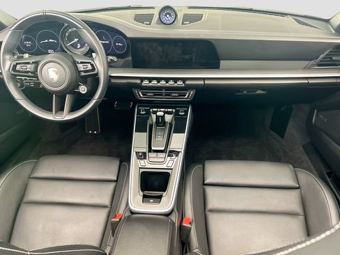 Certified 2022 Porsche 911 Targa 4S AWD/4WD image 15