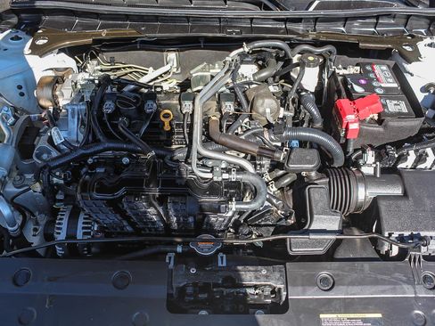 Used 2023 Nissan Altima 2.5 SR image 37