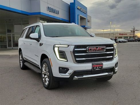 New 2026 GMC Yukon XL Elevation w/ LPO, Floor Liner Package image 2