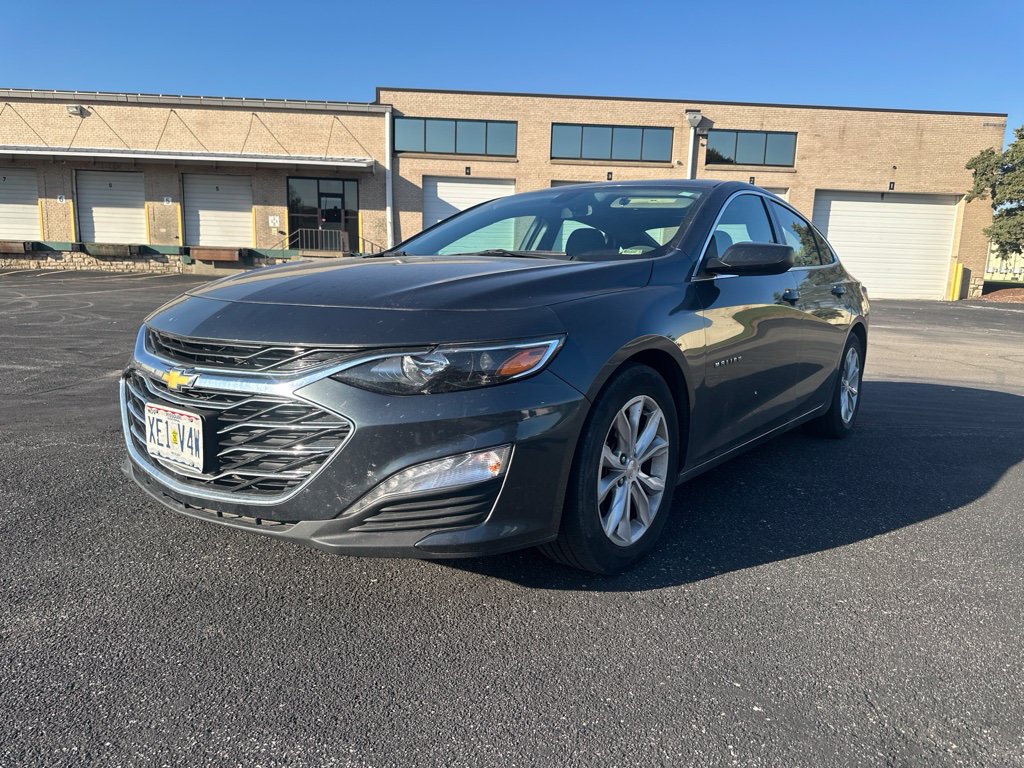 Used 2020 Chevrolet Malibu LT FWD image 2