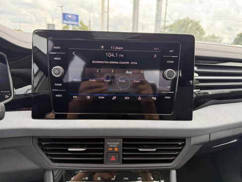 New 2025 Volkswagen Jetta SE image 12