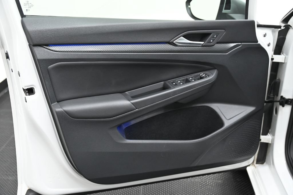 Used 2024 Volkswagen Golf R AWD/4WD image 15