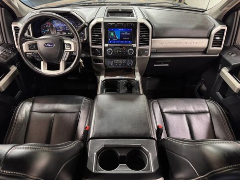 Used 2020 Ford F250 Lariat w/ Lariat Value Package AWD/4WD image 23