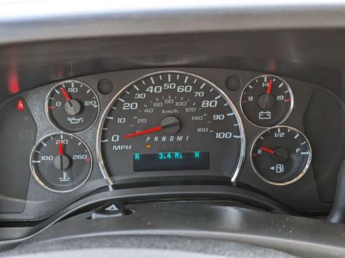 New 2024 Chevrolet Express 3500 LS w/ Chrome Appearance Package image 31