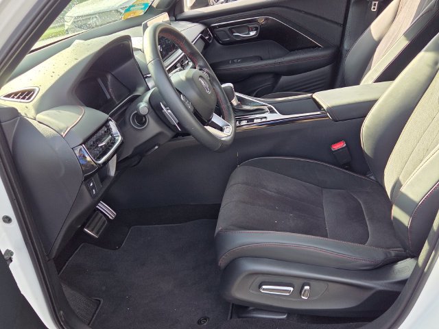 Certified 2025 Acura ADX A-Spec AWD/4WD image 6