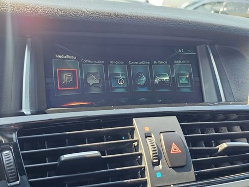 Used 2017 BMW X3 xDrive28i image 31