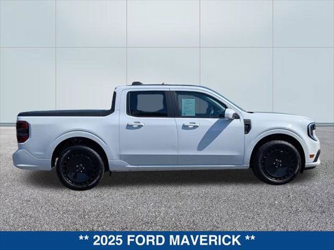 Certified 2025 Ford Maverick Lobo AWD/4WD image 6