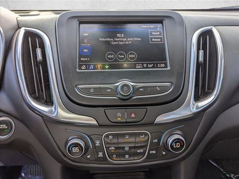 Used 2024 Chevrolet Equinox LT image 14