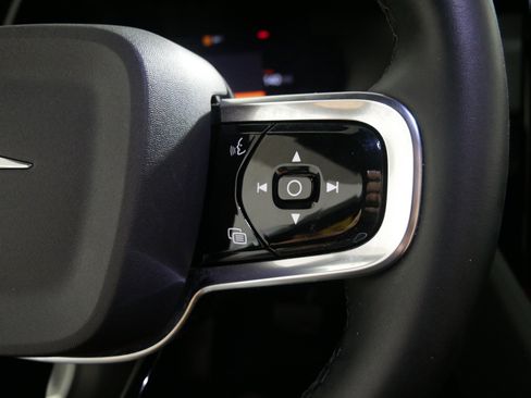 Used 2021 Polestar Polestar 2 w/ Performance Package image 28