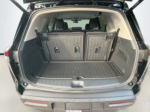 New 2025 Nissan Pathfinder SV w/ Cargo Package image 29
