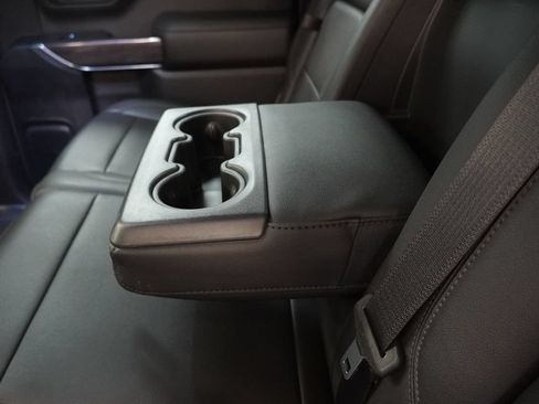 Used 2021 Chevrolet Silverado 1500 LTZ w/ Technology Package AWD/4WD image 30