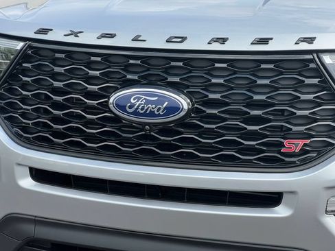 Used 2020 Ford Explorer ST w/ ST Street Pack AWD/4WD image 43