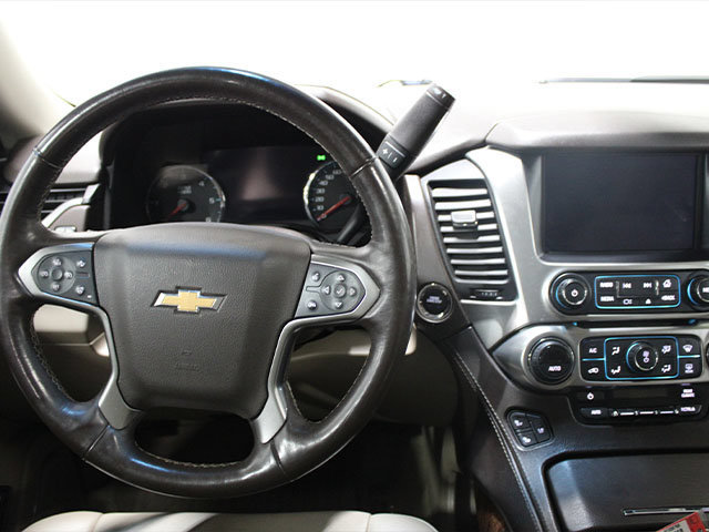 Used 2017 Chevrolet Suburban Premier AWD/4WD image 11